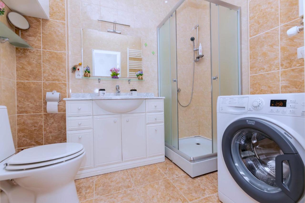 Apartament De Lux Cu 2 Camere Si Living Kišiněv Exteriér fotografie