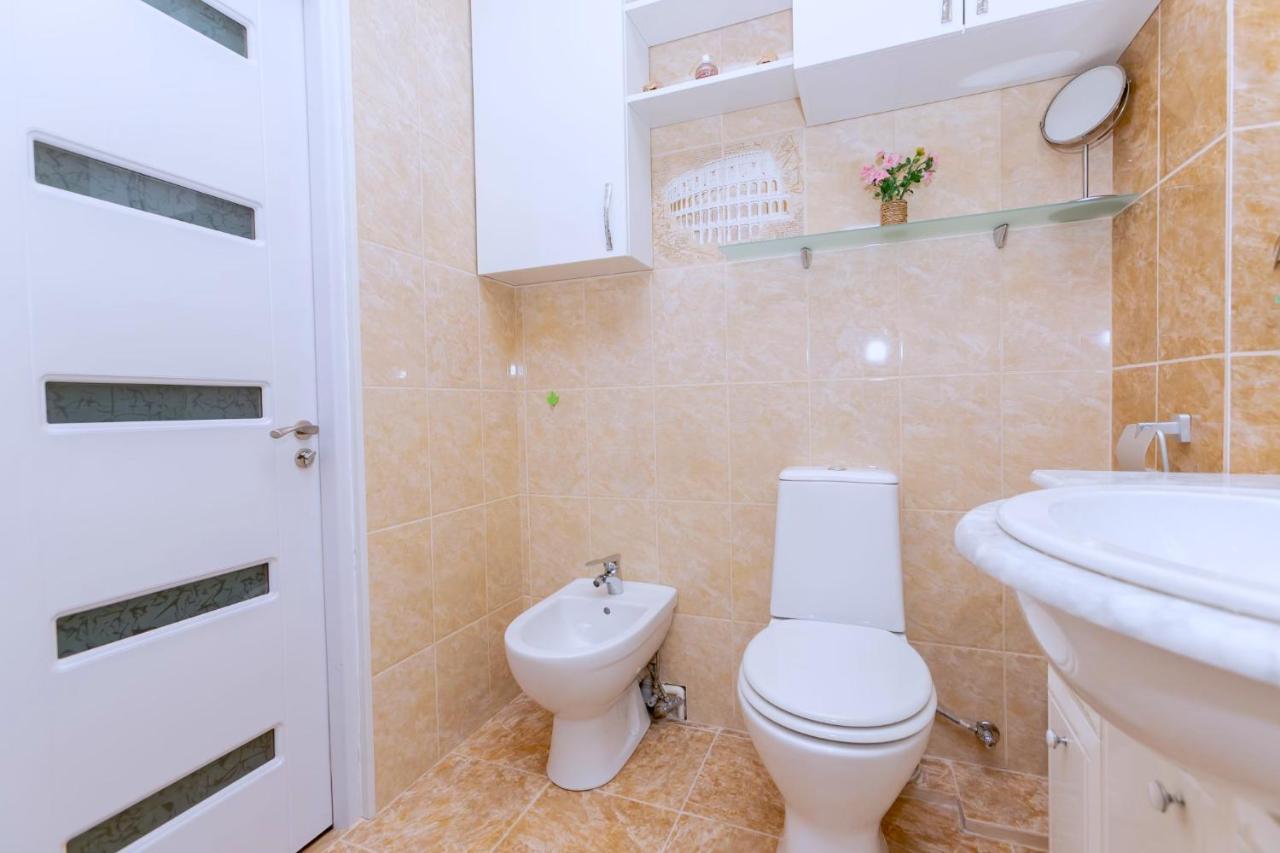 Apartament De Lux Cu 2 Camere Si Living Kišiněv Exteriér fotografie